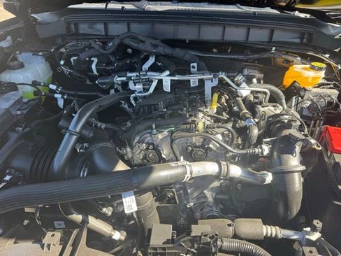 New 2025 Ford Bronco Big Bend w/ Black Diamond Package image 29