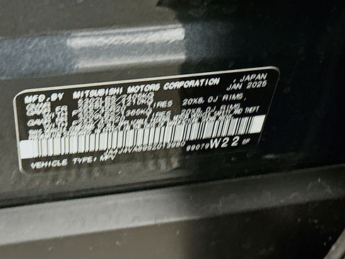 Used 2025 Mitsubishi Outlander SE AWD/4WD image 12