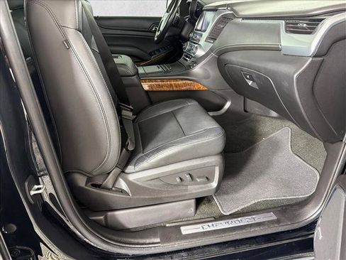 Used 2018 Chevrolet Tahoe Premier RWD image 15
