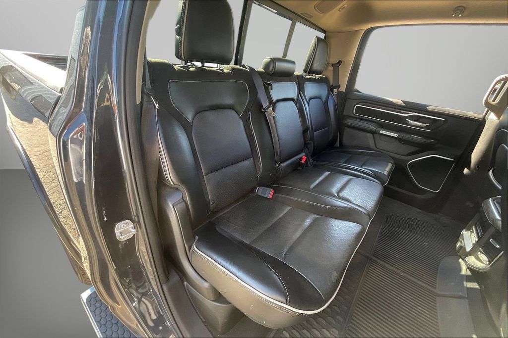 Used 2019 RAM 1500 Laramie AWD/4WD image 24