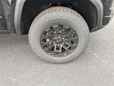 New 2026 GMC Canyon Elevation w/ Convenience Package image 11