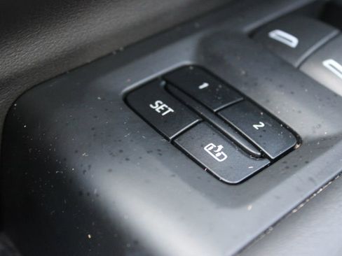 Used 2021 Chevrolet Suburban RST RWD image 44