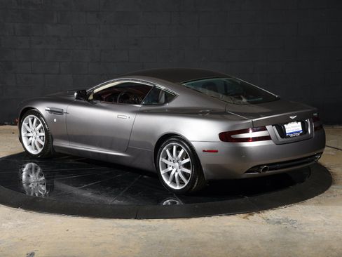 Used 2005 Aston Martin DB9 Coupe RWD image 16