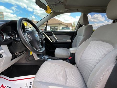 Used 2014 Subaru Forester 2.5i Premium w/ Protection Package #1 AWD/4WD image 21