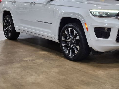 Used 2021 Jeep Grand Cherokee L Overland RWD image 14