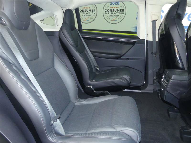 Used 2016 Tesla Model X 75D AWD/4WD image 3