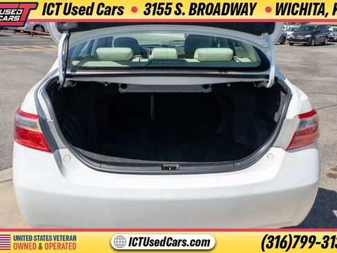 Used 2008 Toyota Camry LE FWD image 4