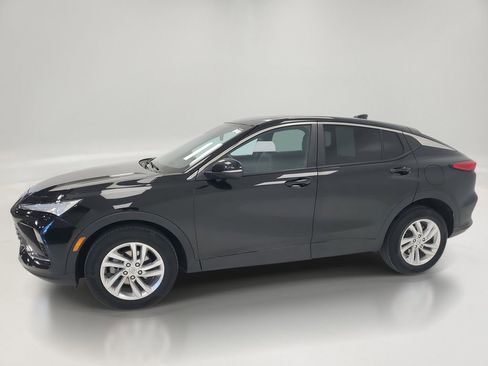 Used 2025 Buick Envista Preferred image 4