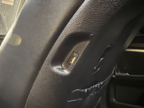 Used 2022 Kia Telluride SX w/ SX Prestige Package image 16