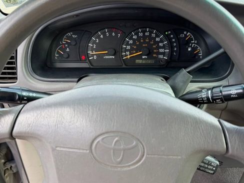 Used 2000 Toyota Tundra SR5 image 15