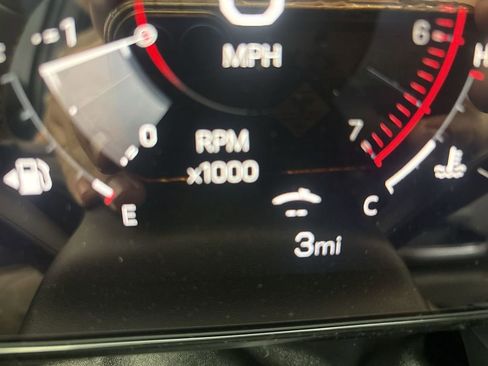 New 2026 GMC Terrain AT4 w/ LPO, Black Badging Package AWD/4WD image 12