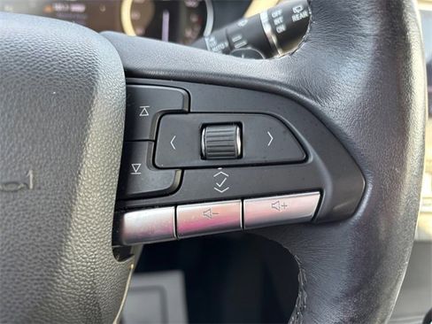 Used 2021 Cadillac XT4 Premium Luxury w/ Cold Weather Package image 22