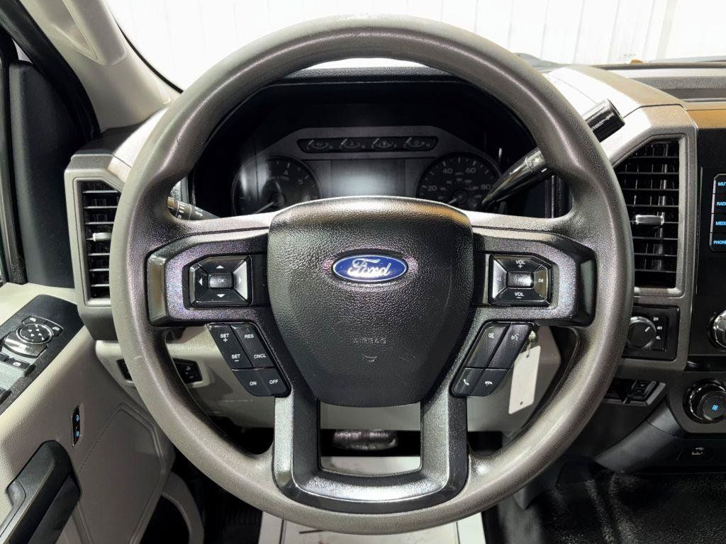 Used 2019 Ford F250 XL w/ Power Equipment Group AWD/4WD image 18