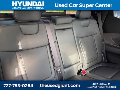Used 2025 Hyundai Santa Cruz SEL image 11