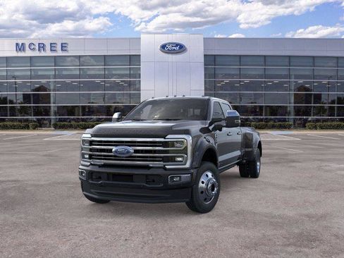 New 2026 Ford F450 Platinum w/ Platinum Plus Package AWD/4WD image 2