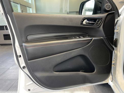 Used 2025 Dodge Durango GT RWD image 14