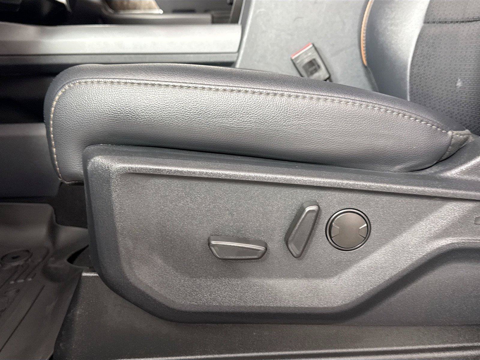 Used 2026 Ford F250 Lariat AWD/4WD image 28