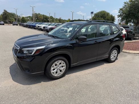 Used 2021 Subaru Forester AWD/4WD image 12