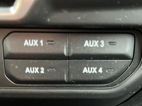 Used 2018 Jeep Wrangler Unlimited Sport S AWD/4WD image 33