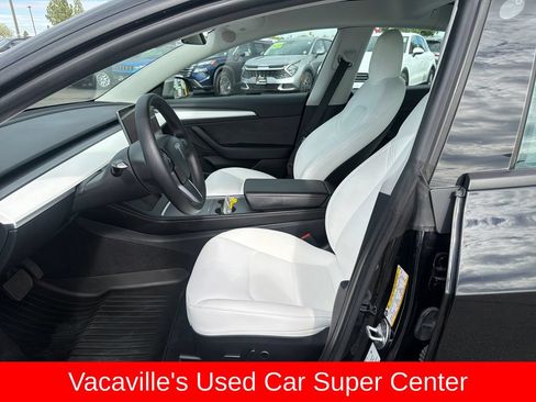 Used 2022 Tesla Model 3 Long Range AWD/4WD image 9