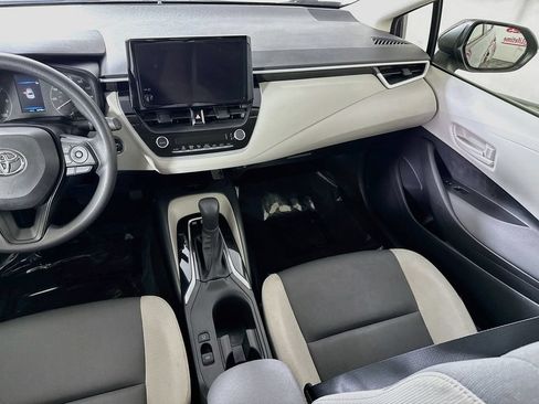Used 2025 Toyota Corolla LE w/ LE Premium Package FWD image 25