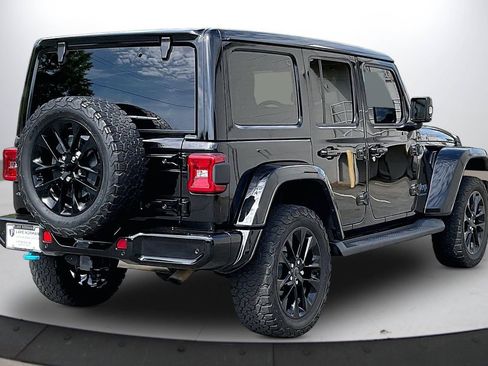 Used 2024 Jeep Wrangler High Altitude AWD/4WD image 9