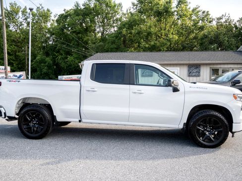 Used 2024 Chevrolet Silverado 1500 RST image 14