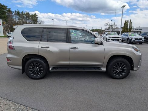 Used 2023 Lexus GX 460 Premium w/ Premium Package AWD/4WD image 8