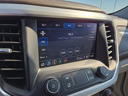 Used 2023 GMC Acadia SLT w/ Preferred Package image 27