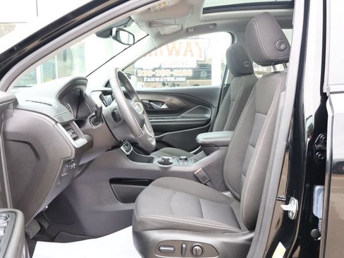 Used 2024 GMC Terrain SLE w/ Driver Convenience Package AWD/4WD image 12