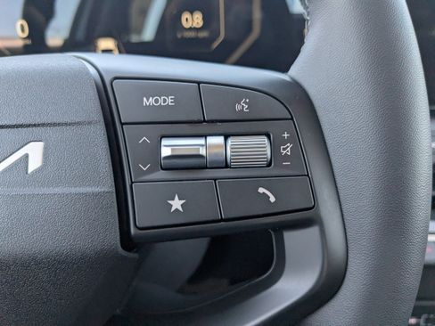 New 2025 Kia K4 GT-Line Turbo FWD image 31