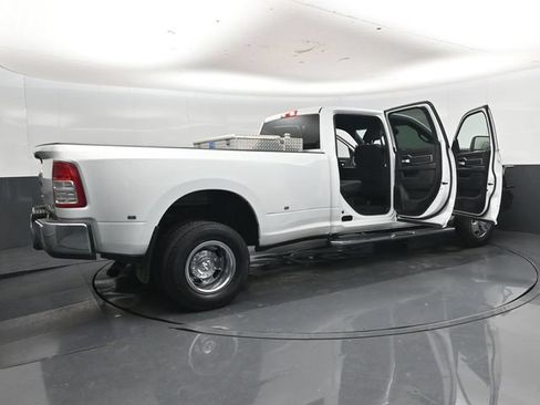Used 2024 RAM 3500 Big Horn AWD/4WD image 55