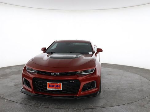 Used 2022 Chevrolet Camaro ZL1 RWD image 4