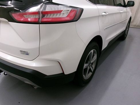 Used 2020 Ford Edge SEL w/ Convenience Package AWD/4WD image 8