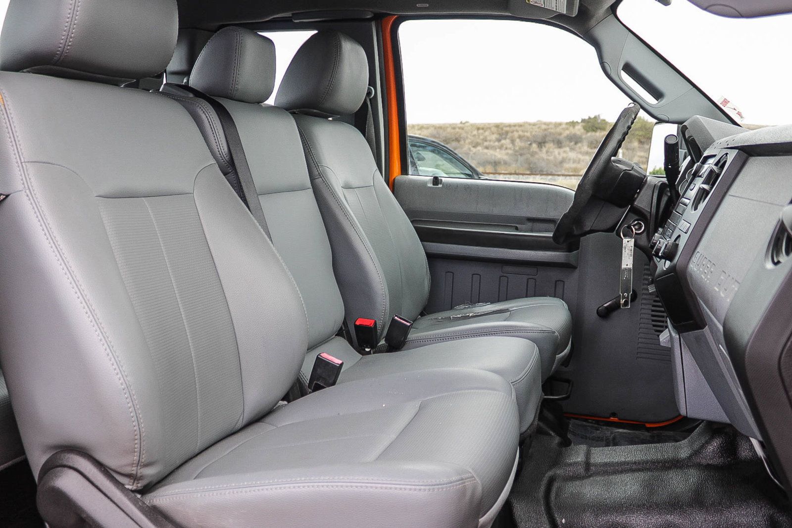 Used 2012 Ford F250 XL w/ Camper Pkg RWD image 16