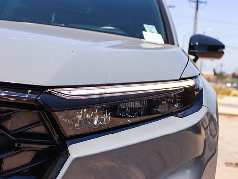 Used 2023 Honda CR-V Sport Touring image 7