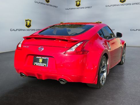 Used 2014 Nissan 370Z Coupe w/ Sport Package image 5
