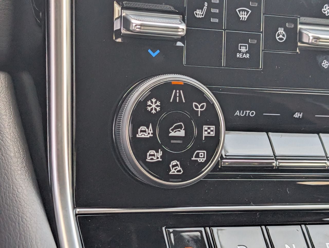 New 2026 Nissan Armada SL AWD/4WD image 16