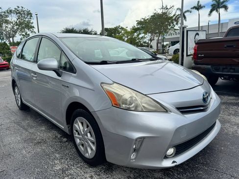 Used 2013 Toyota Prius V Three FWD image 2