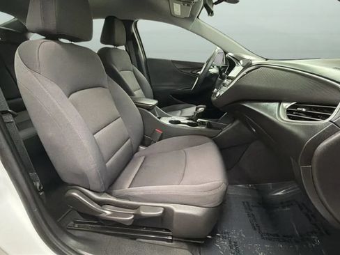Used 2022 Chevrolet Malibu LT FWD image 21
