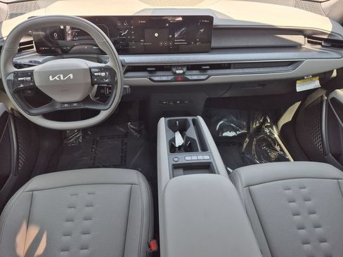 New 2026 Kia EV9 Wind AWD/4WD image 13