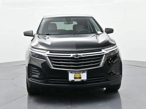 Used 2023 Chevrolet Equinox LS w/ LS Convenience Package image 3