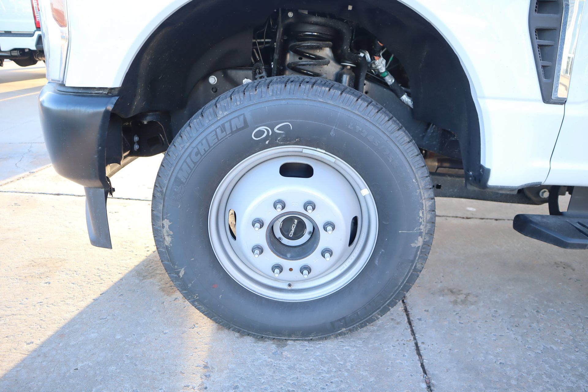 New 2025 Ford F350 XL AWD/4WD image 15