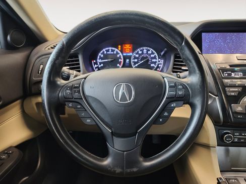 Used 2013 Acura ILX w/ Technology Package FWD image 16