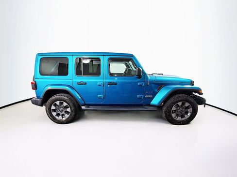 Used 2019 Jeep Wrangler Unlimited Sahara AWD/4WD image 8