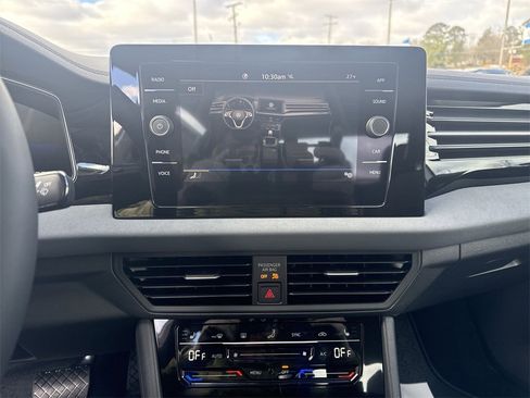 New 2026 Volkswagen Jetta SE image 14