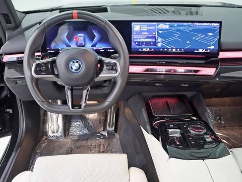 Used 2024 BMW i5 M60 w/ Premium Package AWD/4WD image 15