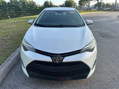 Used 2019 Toyota Corolla LE FWD image 9