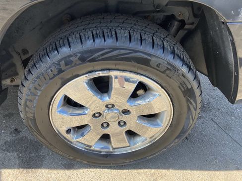 Used 2008 Jeep Grand Cherokee Overland image 16