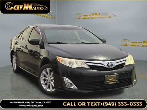 Used 2012 Toyota Camry XLE image 3